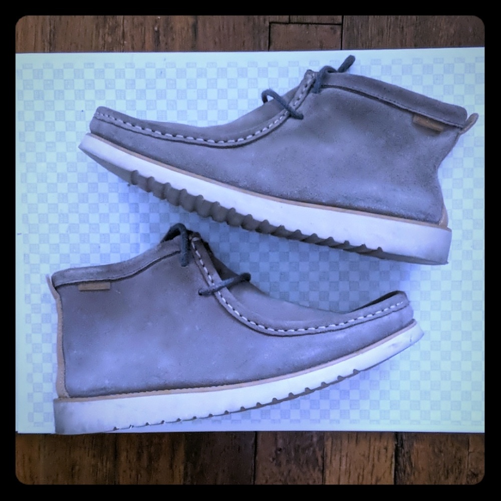 VNDS Ben Sherman Suede Chukkas sz8M
